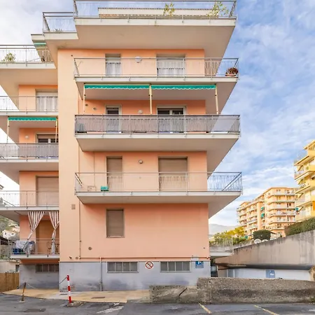Onda Serena By Wonderful Italy * サンレモ